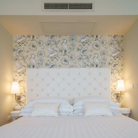 Boutique Hotel Carlo Felice กาญารี ภายนอก รูปภาพ