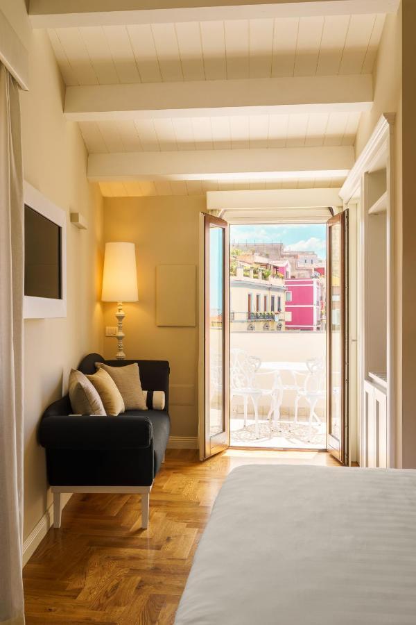 Boutique Hotel Carlo Felice กาญารี ภายนอก รูปภาพ