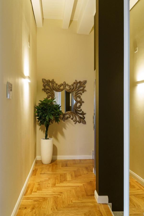 Boutique Hotel Carlo Felice กาญารี ภายนอก รูปภาพ