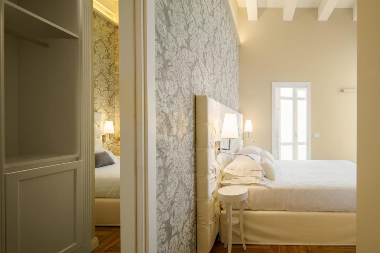 Boutique Hotel Carlo Felice กาญารี ภายนอก รูปภาพ